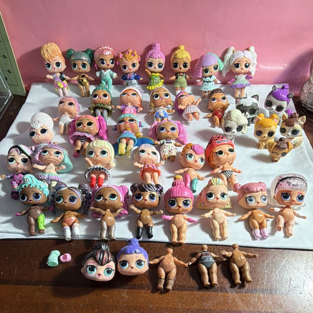 L.O.L. Surprise! Doll & Figure Lot w/ Doll Accessories Plastic